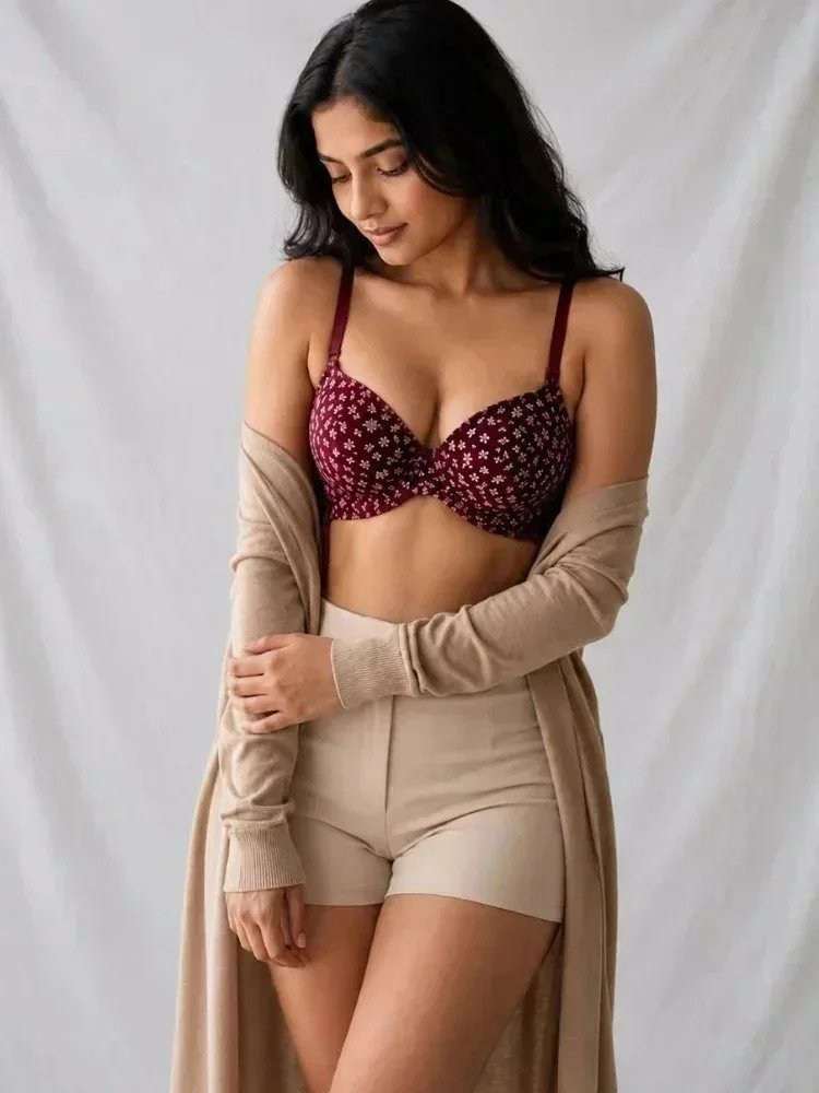 Tiya  